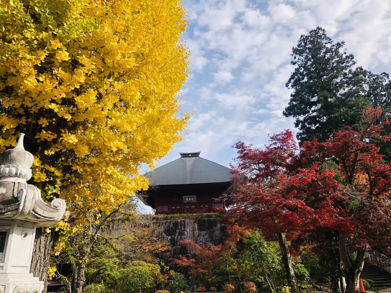 曜光山月山寺