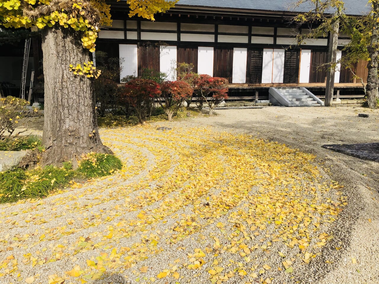 曜光山月山寺